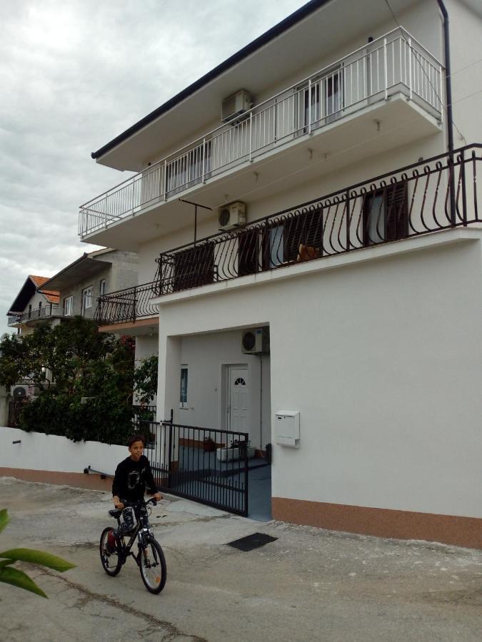 Apartman Radic Trogir Exterior photo